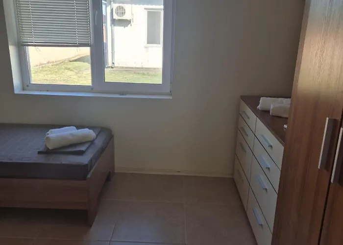 House With Pool Near Balchik *