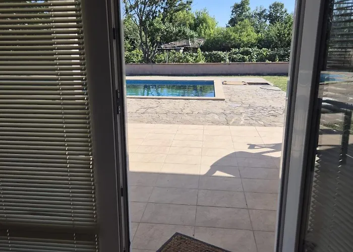 House With Pool Near Balchik Sokolovo